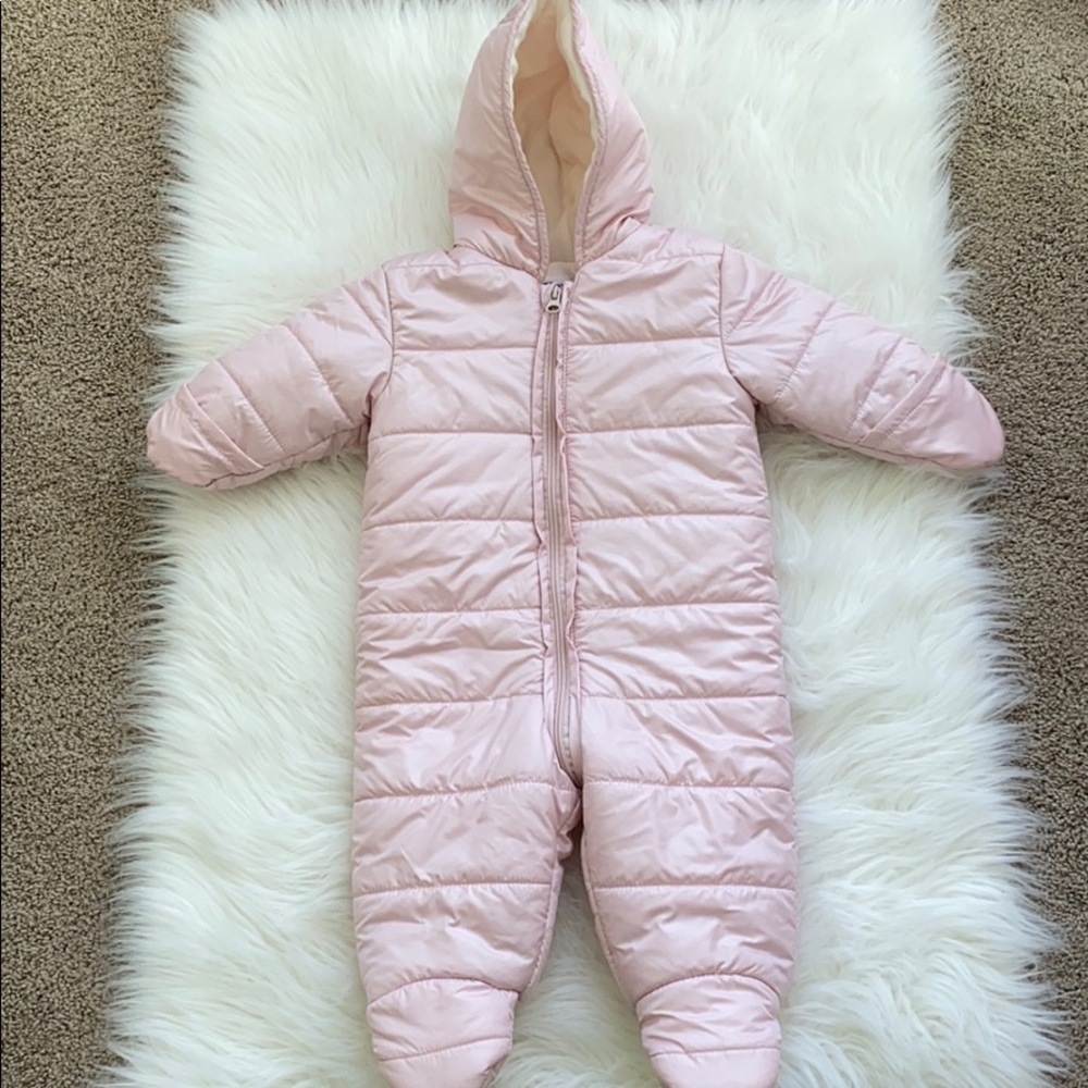 Old Navy pink snow bib size 6-12 months